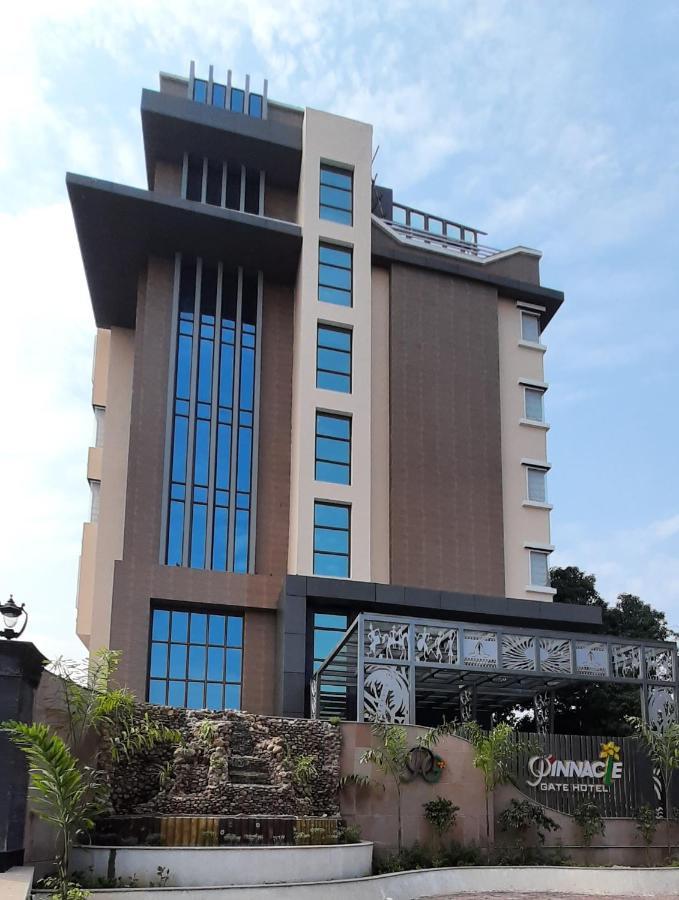 ורנאסי The Pinnacle Inn Sarnath מראה חיצוני תמונה
